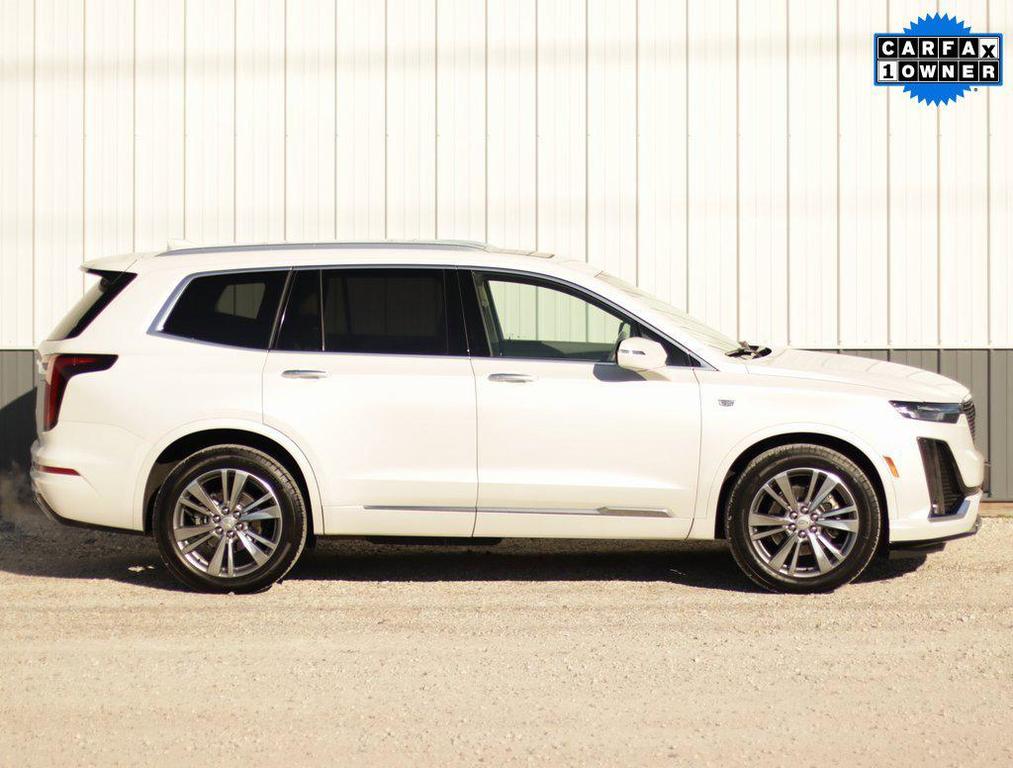 used 2025 Cadillac XT6 car, priced at $46,470