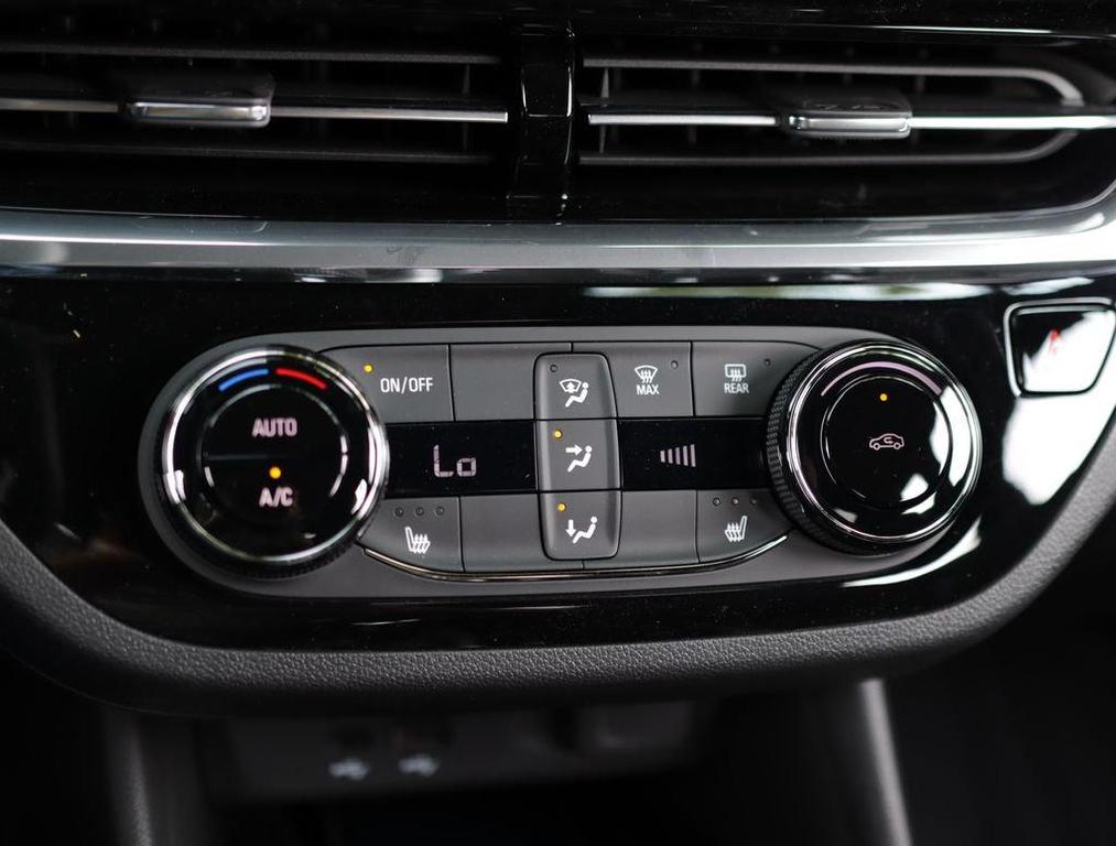 new 2026 Buick Envista car, priced at $28,445