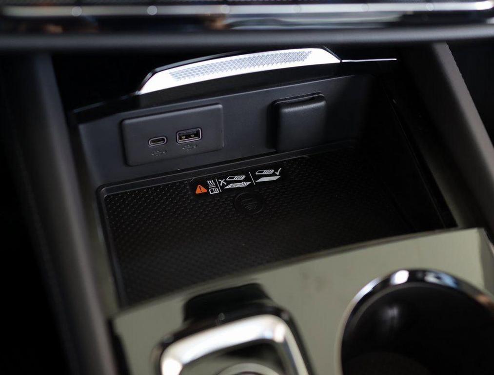 new 2026 Buick Envision car, priced at $50,420