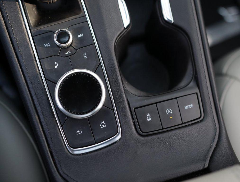 used 2023 Cadillac XT4 car, priced at $25,970