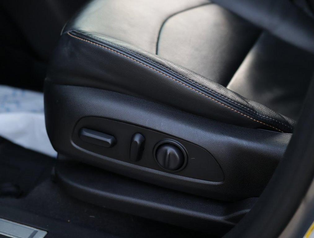 used 2019 Chevrolet Equinox car, priced at $16,970