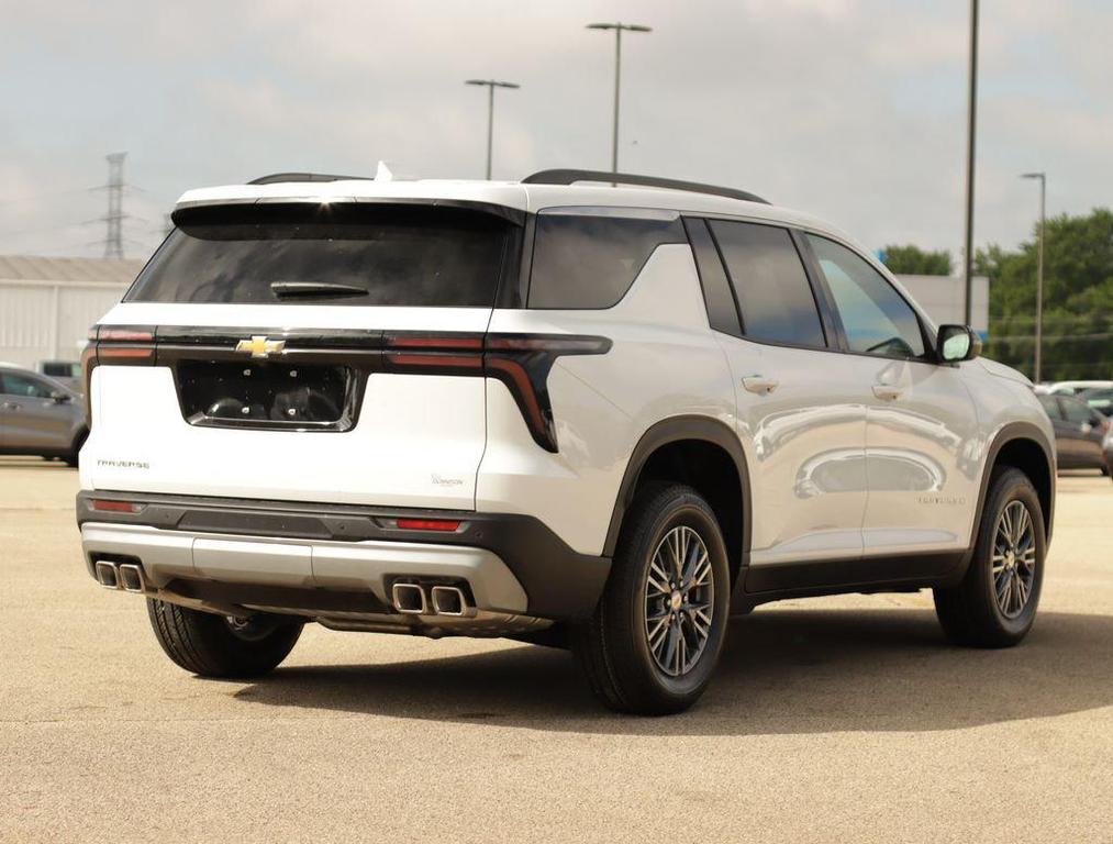 new 2026 Chevrolet Traverse car, priced at $40,520