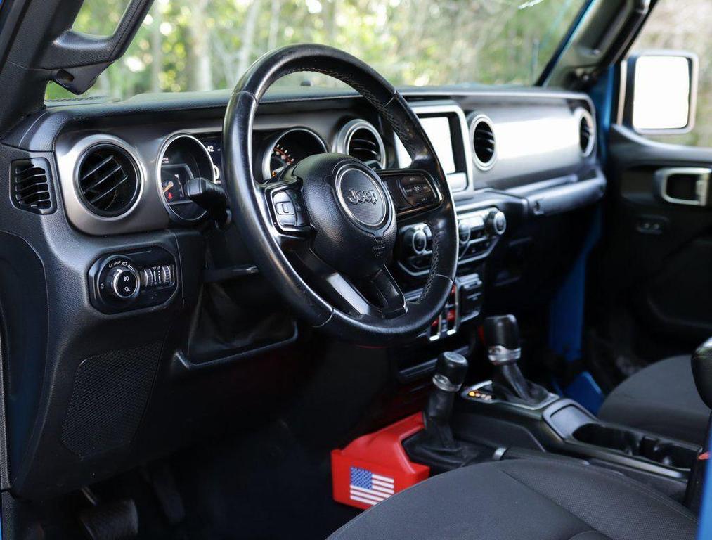 used 2021 Jeep Gladiator car, priced at $25,977