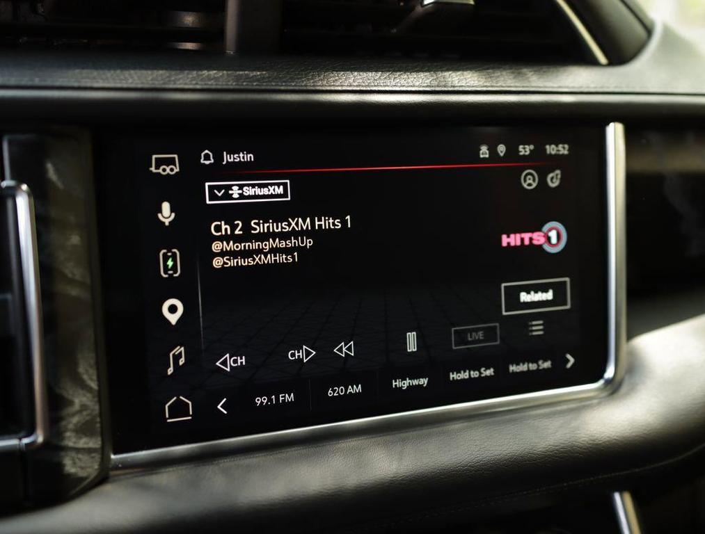 used 2023 GMC Yukon XL car, priced at $49,477
