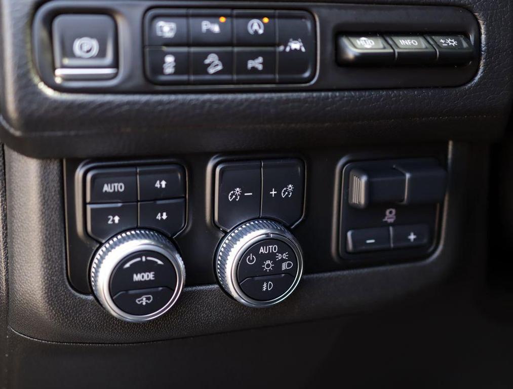 used 2023 GMC Yukon XL car, priced at $49,477