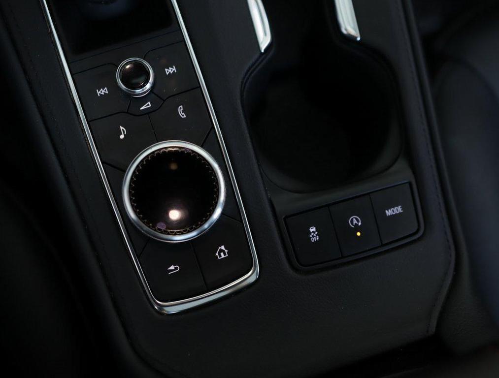 used 2023 Cadillac XT4 car, priced at $32,970