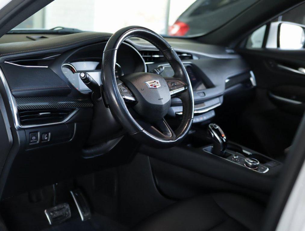 used 2023 Cadillac XT4 car, priced at $32,970