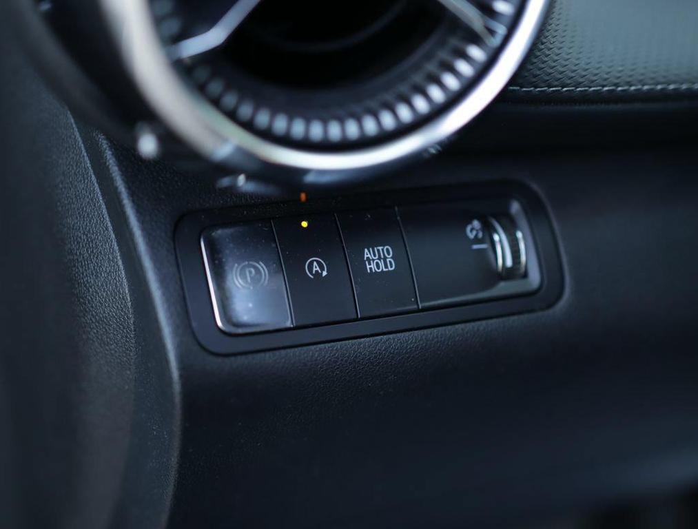 used 2025 Chevrolet Equinox car, priced at $25,629