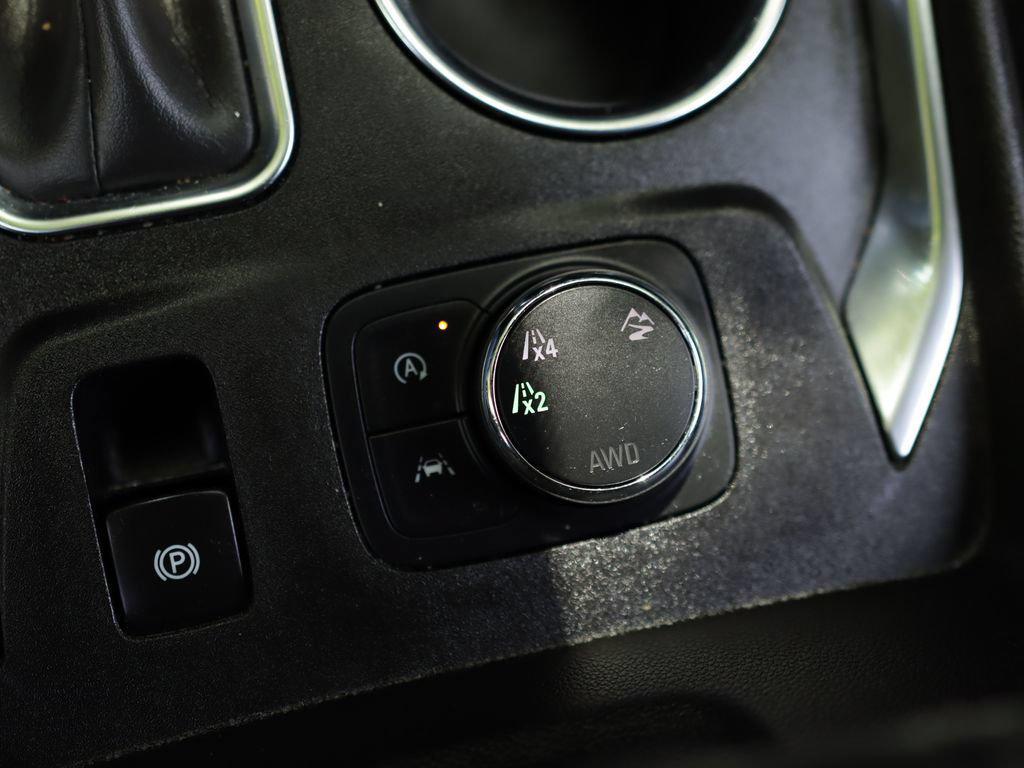 used 2023 Chevrolet Traverse car, priced at $29,619