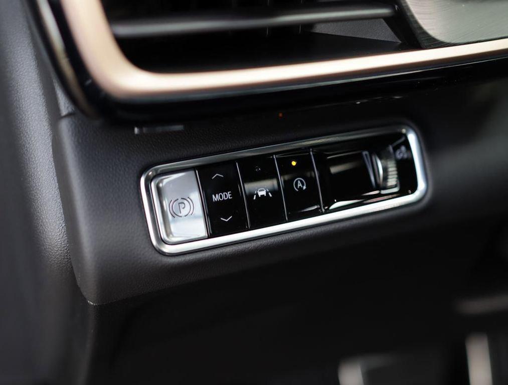 new 2026 Buick Envision car, priced at $44,485