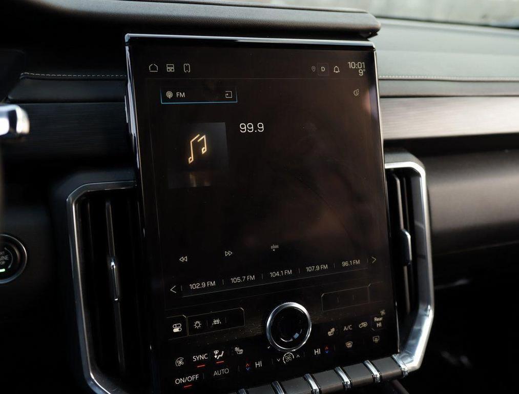 used 2025 GMC Acadia car, priced at $33,555