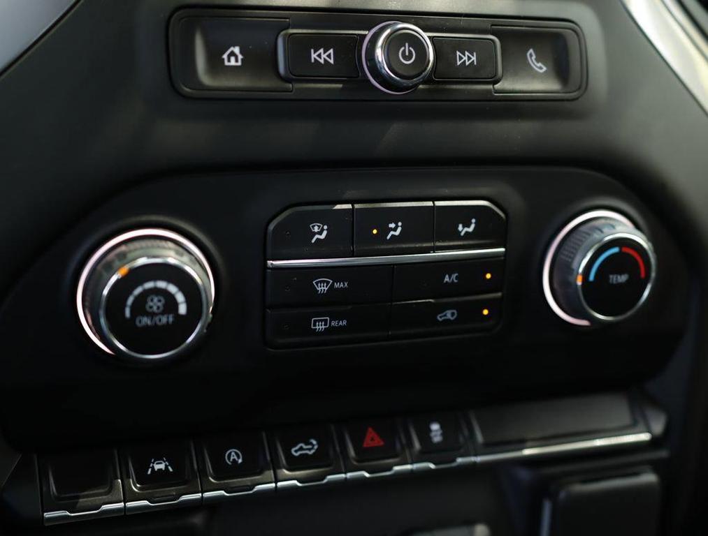 used 2024 Chevrolet Silverado 1500 car, priced at $37,970