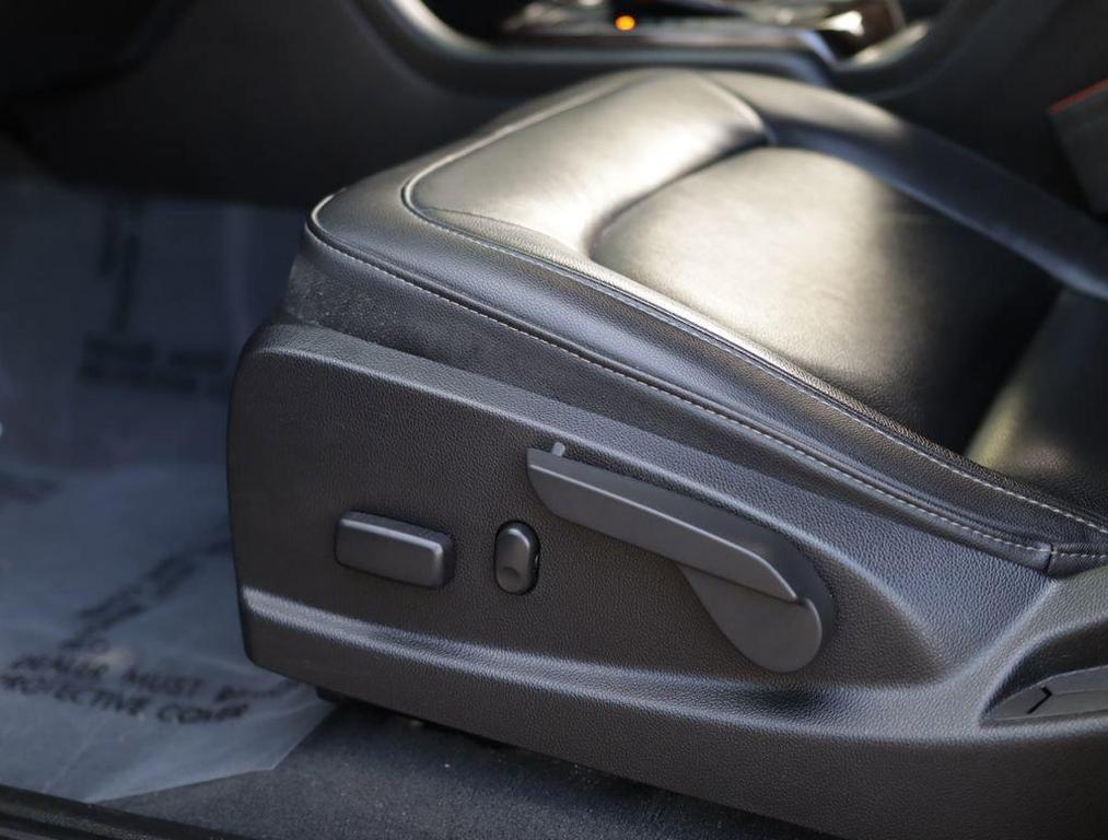 used 2019 GMC Canyon car, priced at $25,970