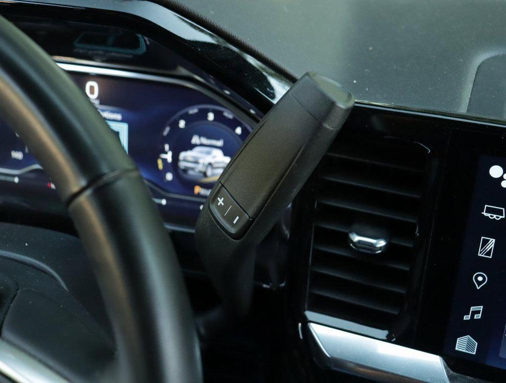 used 2023 Chevrolet Silverado 1500 car, priced at $35,977