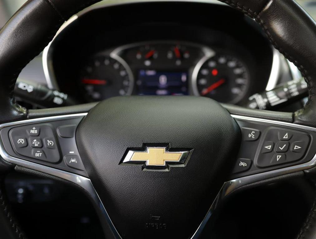 used 2021 Chevrolet Equinox car, priced at $17,498
