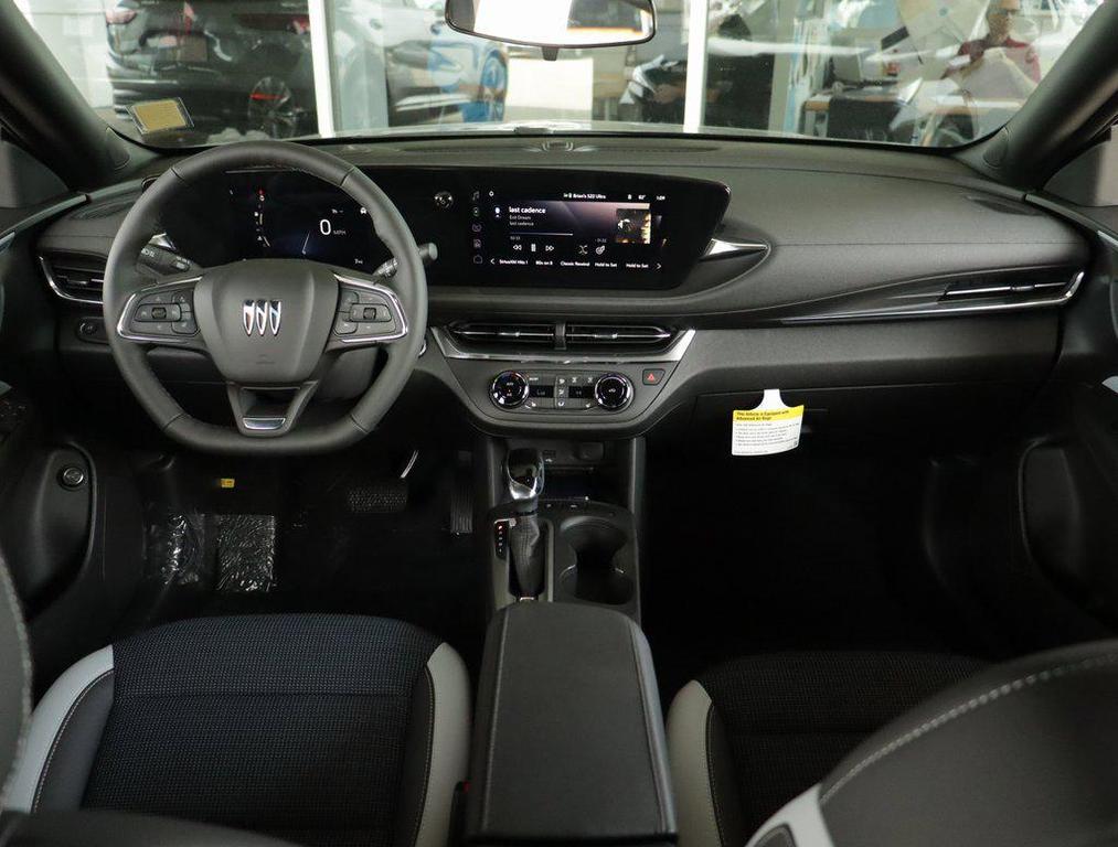 new 2025 Buick Envista car, priced at $25,280