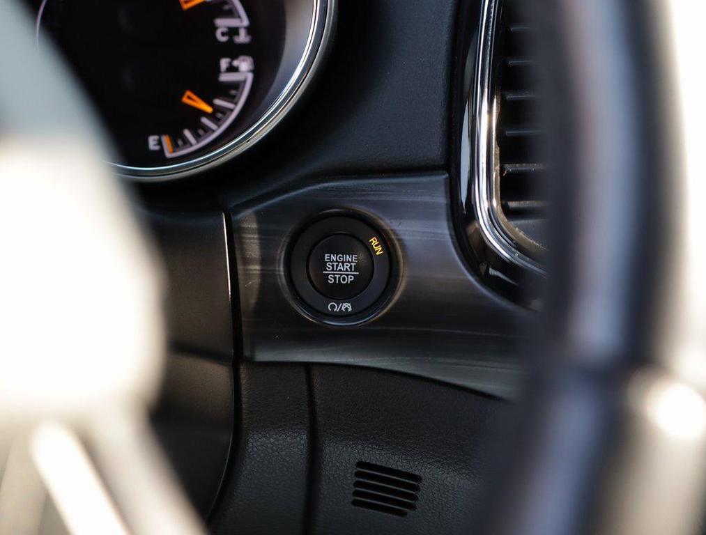 used 2022 Jeep Grand Cherokee car, priced at $25,970