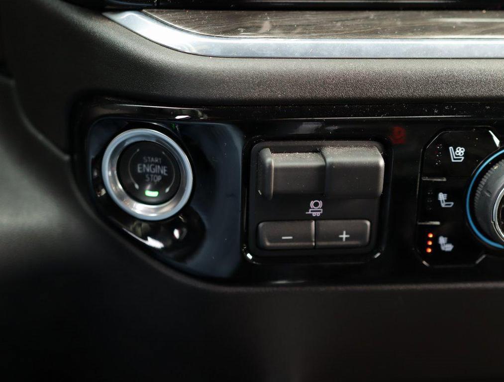 used 2024 Chevrolet Silverado 1500 car, priced at $44,977