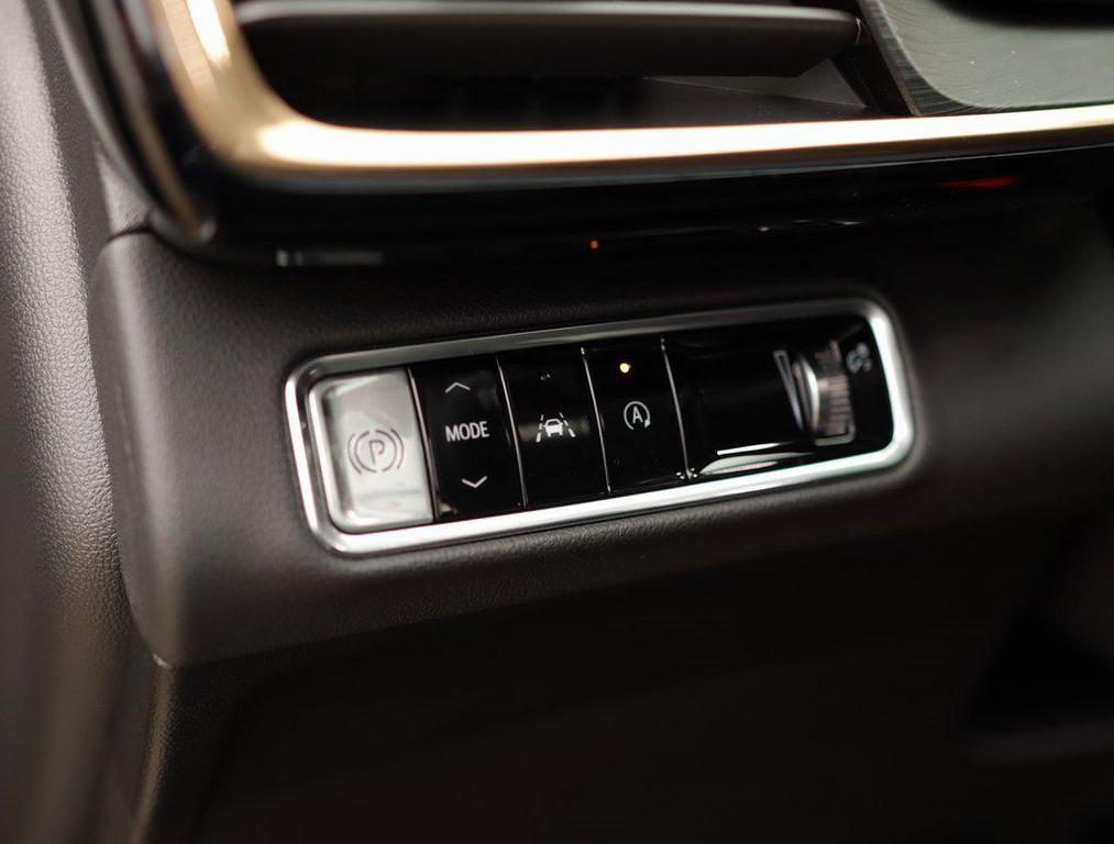 new 2026 Buick Envision car, priced at $50,495