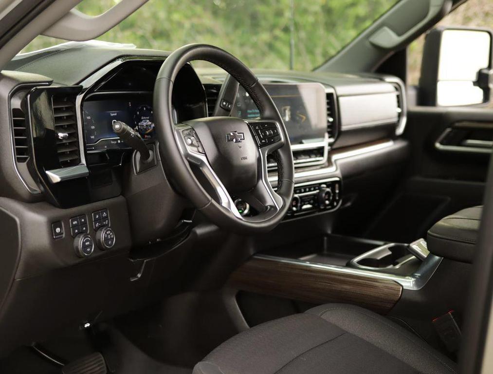 used 2025 Chevrolet Silverado 2500 car, priced at $58,619
