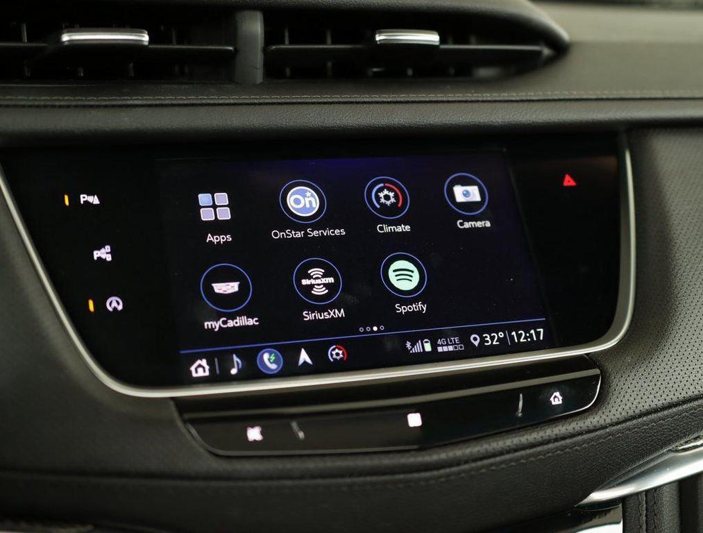 used 2020 Cadillac XT5 car, priced at $29,777