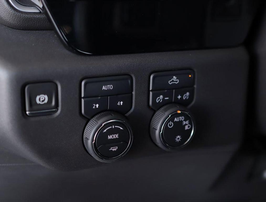 used 2024 Chevrolet Silverado 1500 car, priced at $38,970