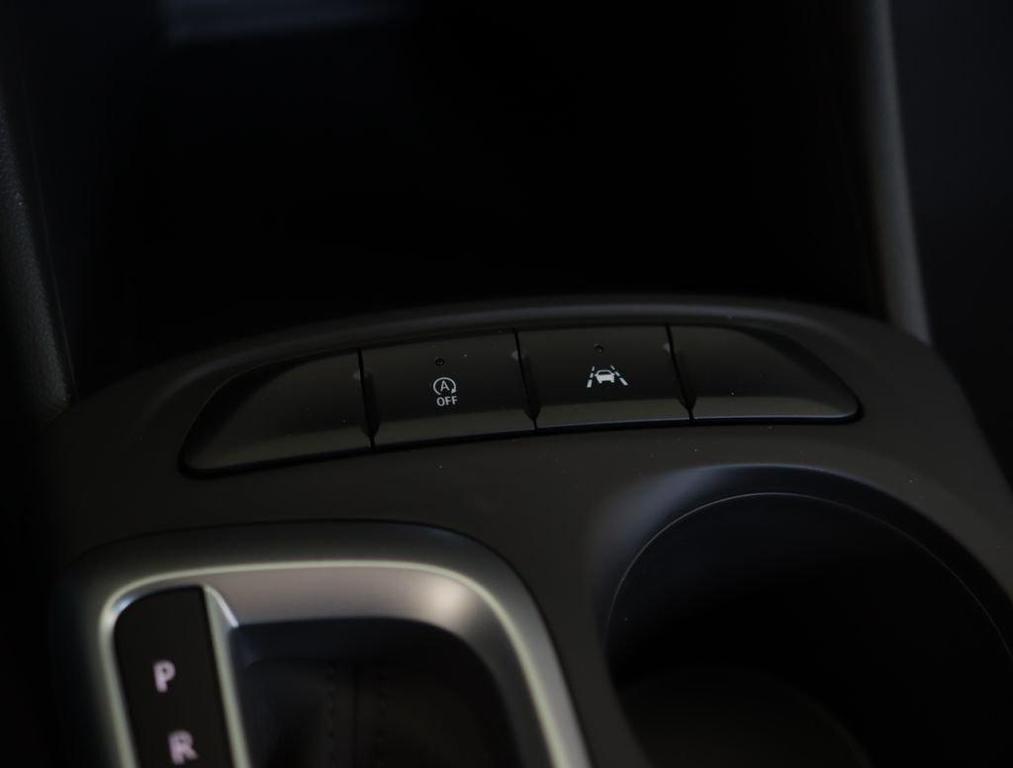 new 2026 Buick Envista car, priced at $25,190