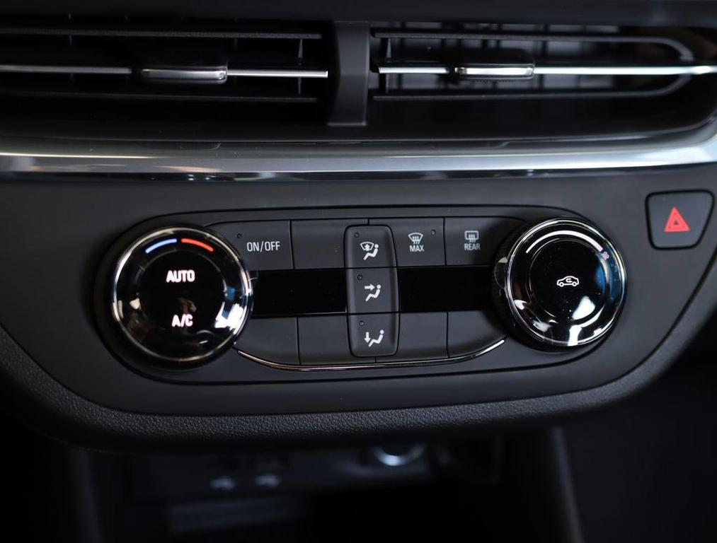 new 2026 Buick Envista car, priced at $24,740