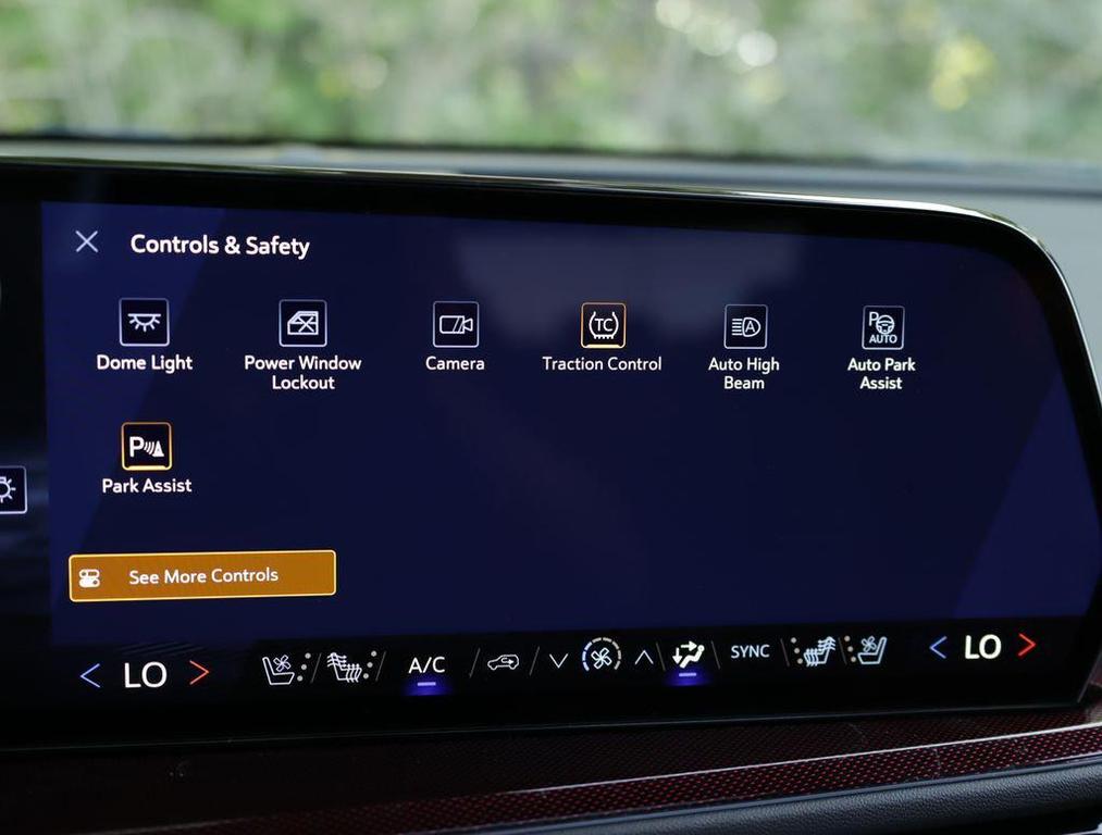 new 2026 Chevrolet Traverse car, priced at $56,870