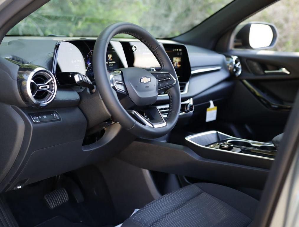 new 2026 Chevrolet Equinox car, priced at $28,995