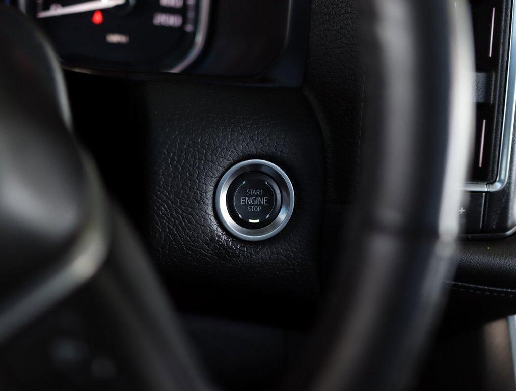 used 2021 GMC Yukon car, priced at $47,970