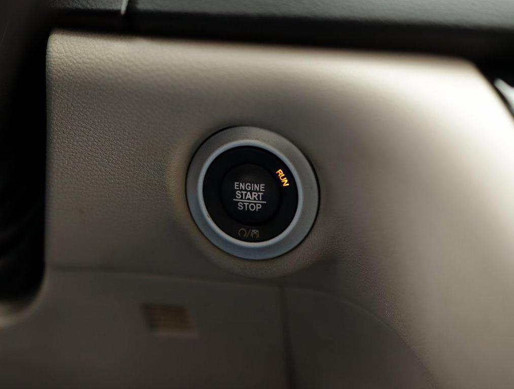 used 2020 Chrysler Pacifica car, priced at $17,977