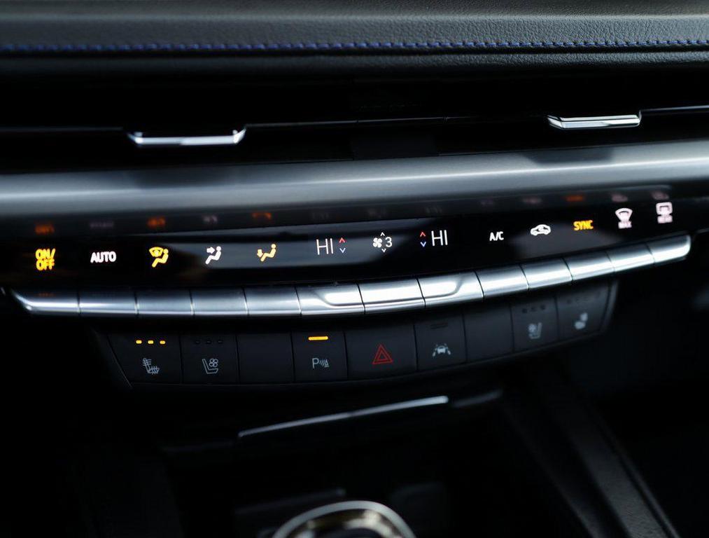 used 2024 Cadillac XT4 car, priced at $36,497