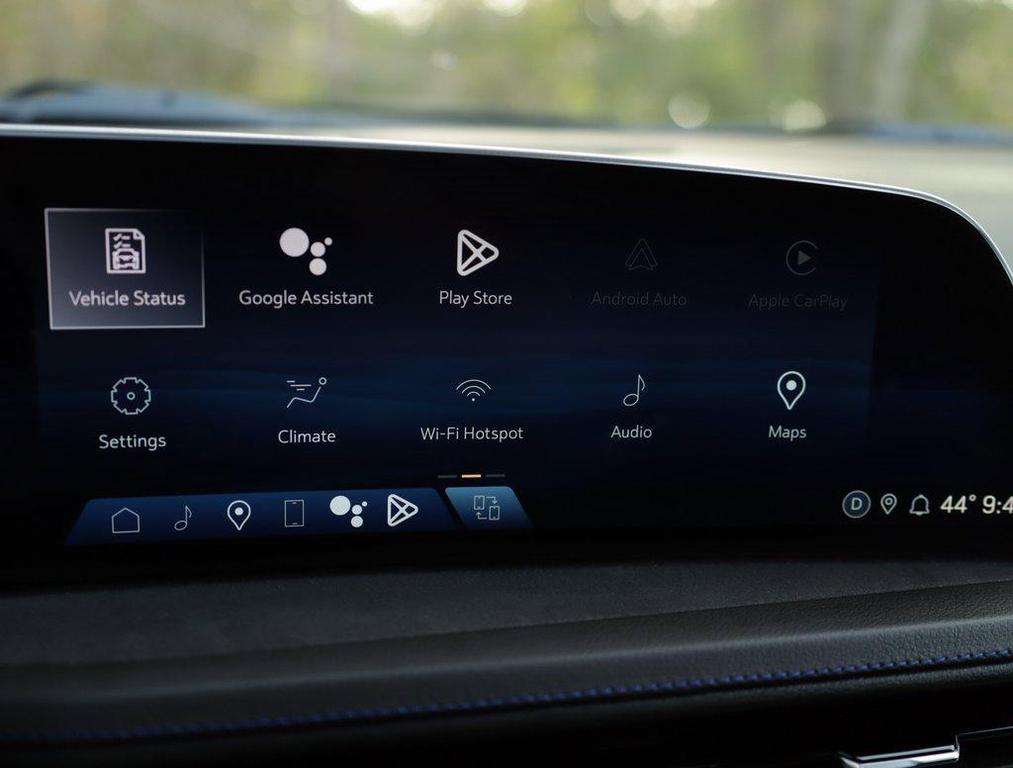 used 2024 Cadillac XT4 car, priced at $36,497