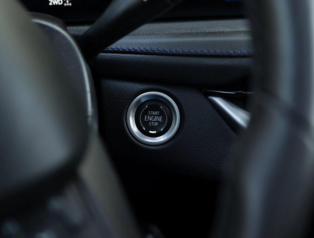 used 2024 Cadillac XT4 car, priced at $36,497