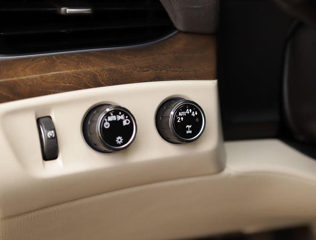 used 2018 Cadillac Escalade car, priced at $39,970