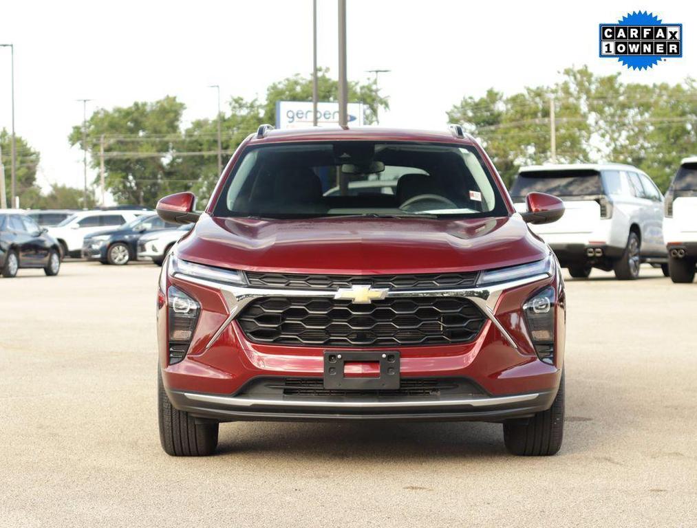 used 2025 Chevrolet Trax car, priced at $22,619