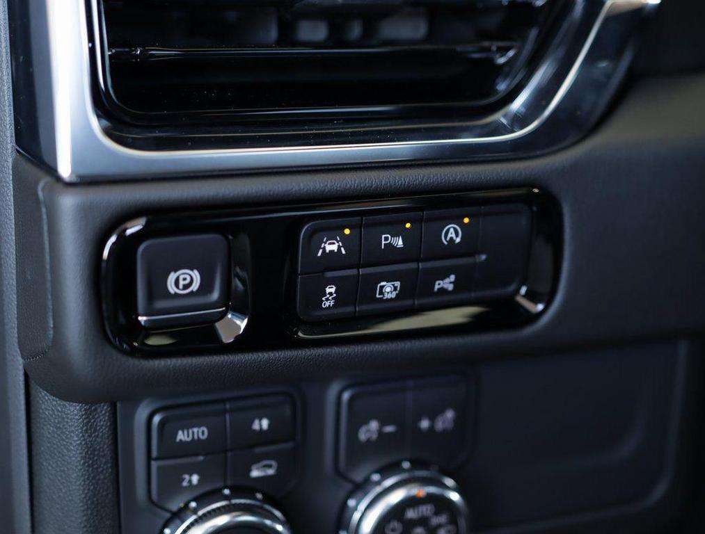 new 2026 GMC Yukon XL car, priced at $92,954