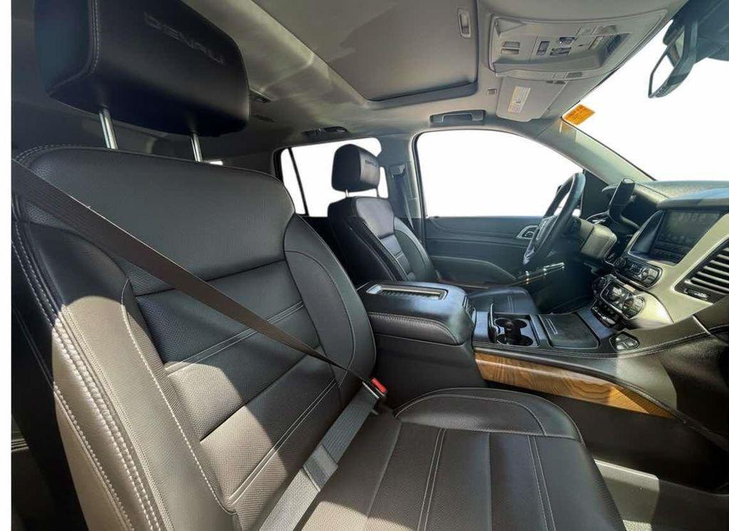 used 2020 GMC Yukon car, priced at $39,096