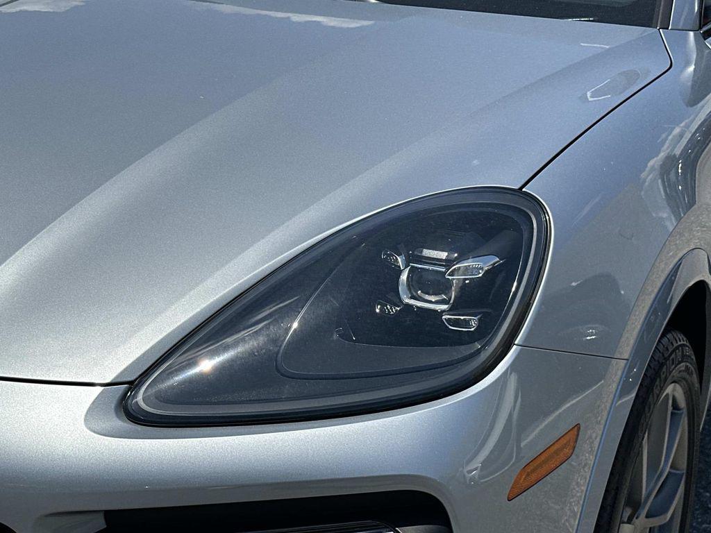 used 2020 Porsche Cayenne car, priced at $57,431