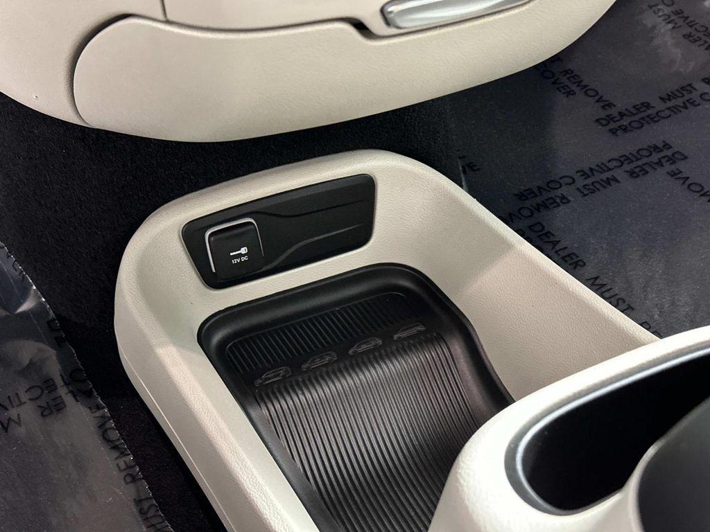 used 2024 Chrysler Pacifica car, priced at $25,431