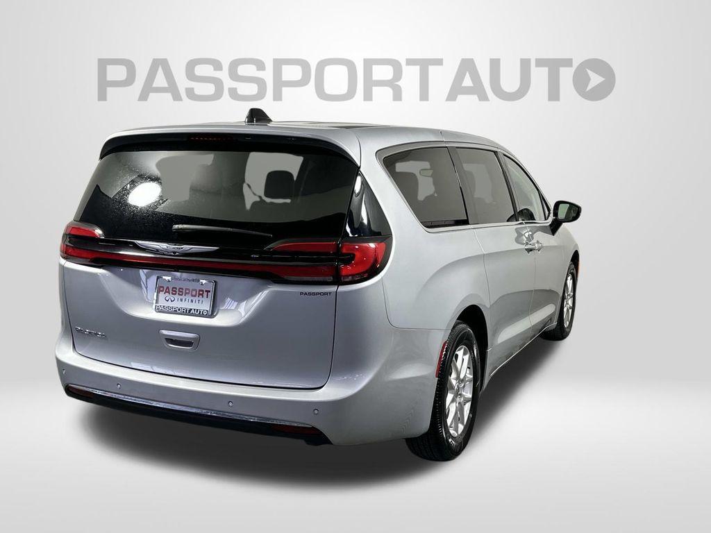 used 2024 Chrysler Pacifica car, priced at $25,431