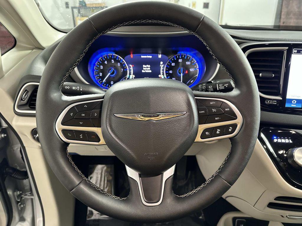 used 2024 Chrysler Pacifica car, priced at $25,431