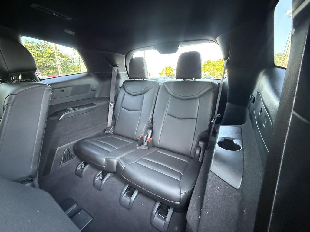 used 2022 Cadillac XT6 car, priced at $26,488