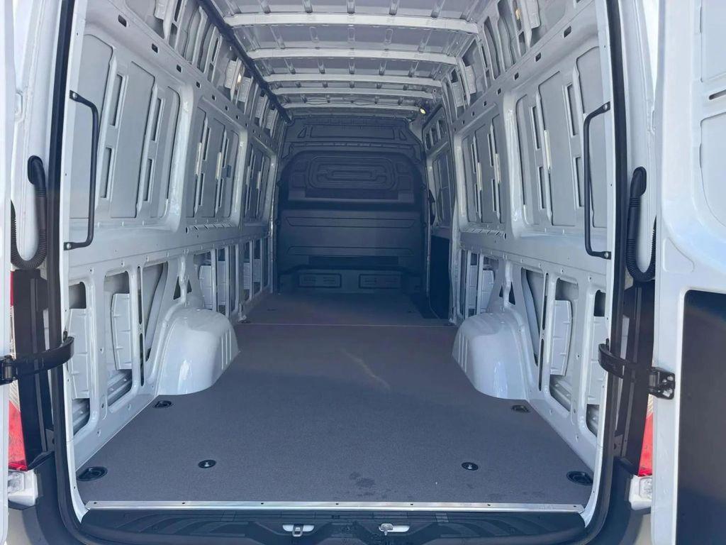 used 2025 Mercedes-Benz Sprinter 2500 car