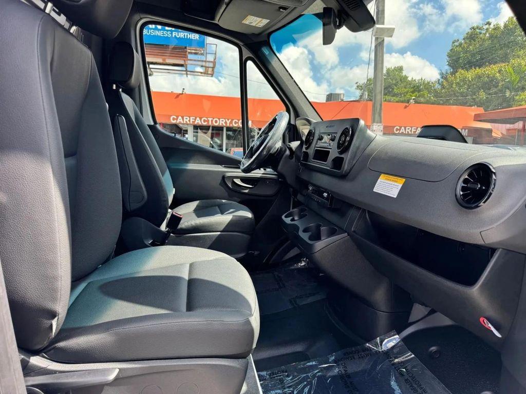 used 2025 Mercedes-Benz Sprinter 2500 car