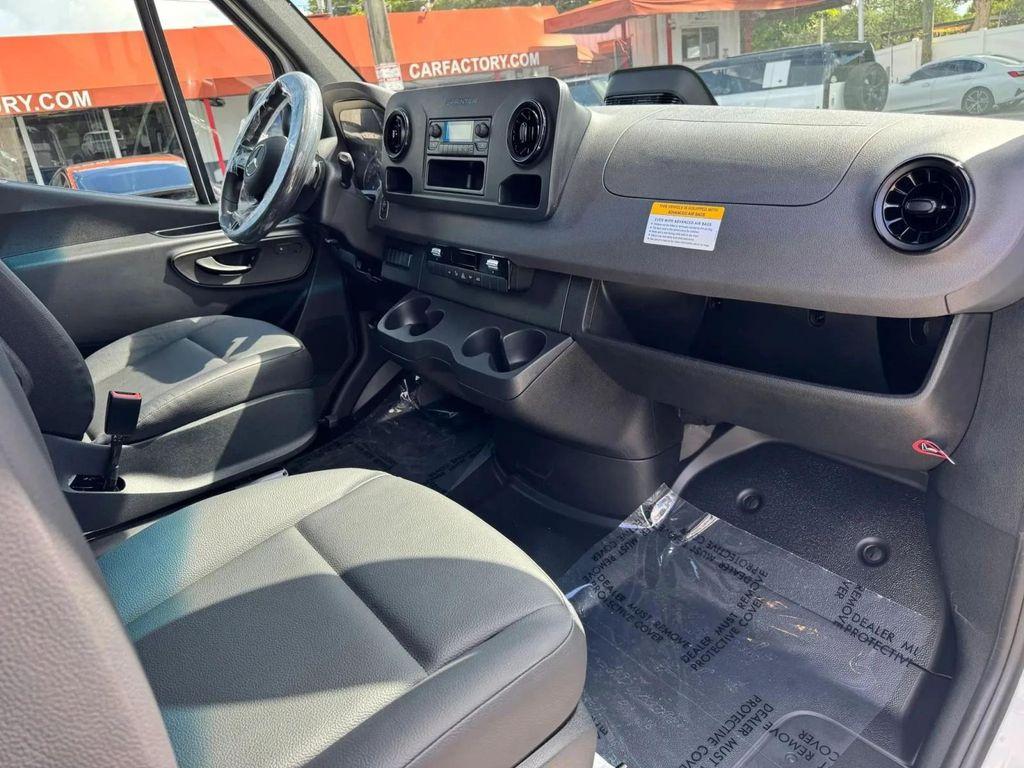 used 2025 Mercedes-Benz Sprinter 2500 car