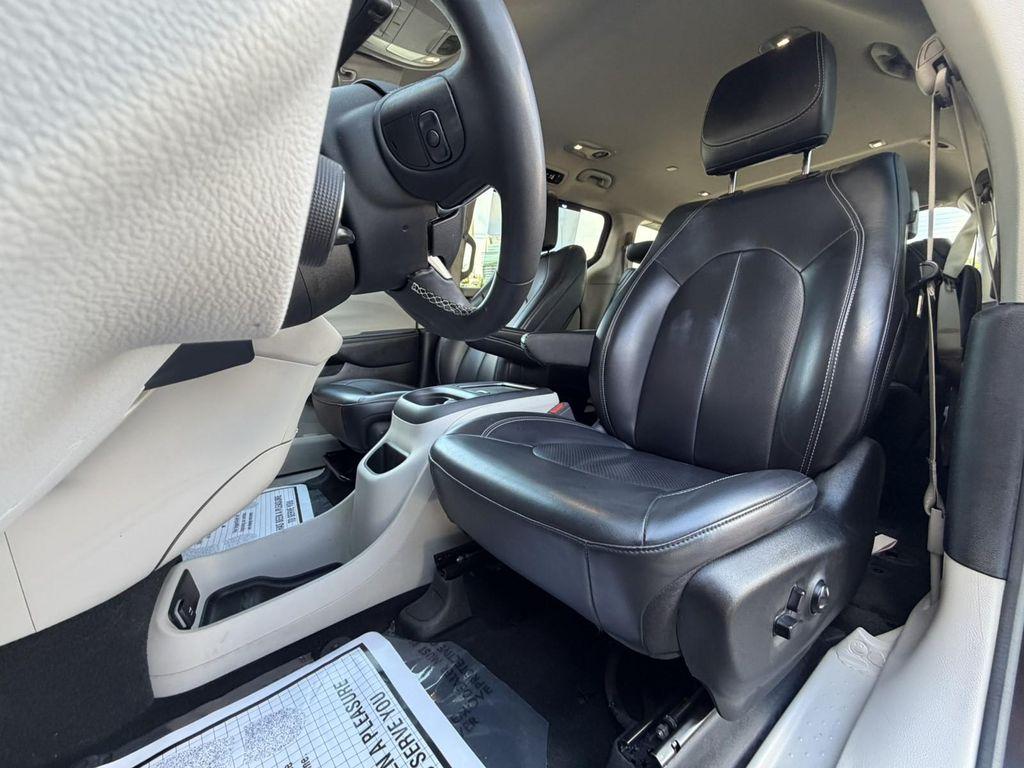 used 2024 Chrysler Pacifica car, priced at $23,988