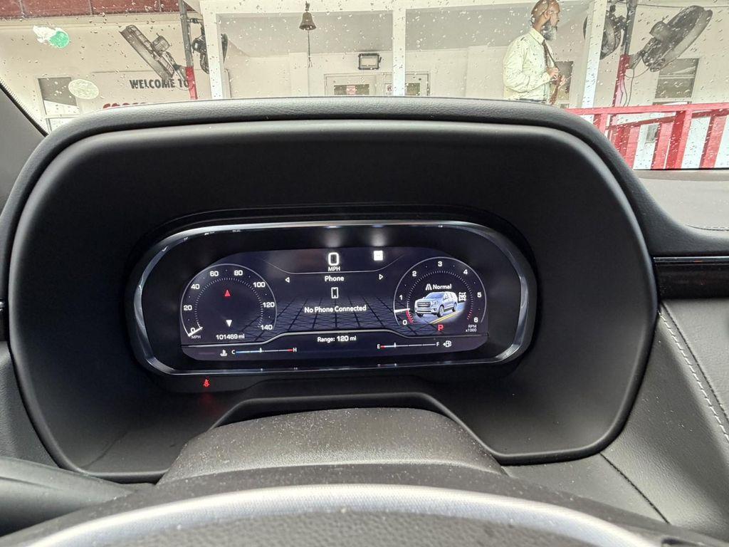 used 2023 GMC Yukon XL car, priced at $37,988