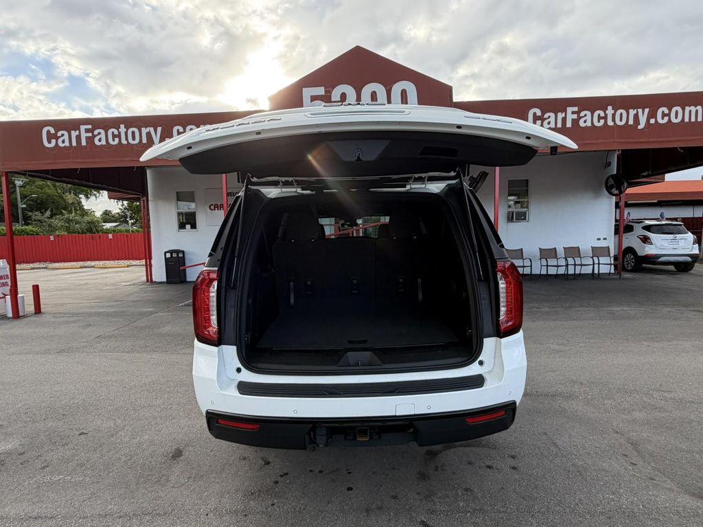 used 2023 GMC Yukon XL car, priced at $37,988
